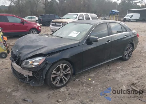 2014 Mercedes-Benz E 350 z USA, uszkodzony, nr VIN WDDHF5KB2EB030101